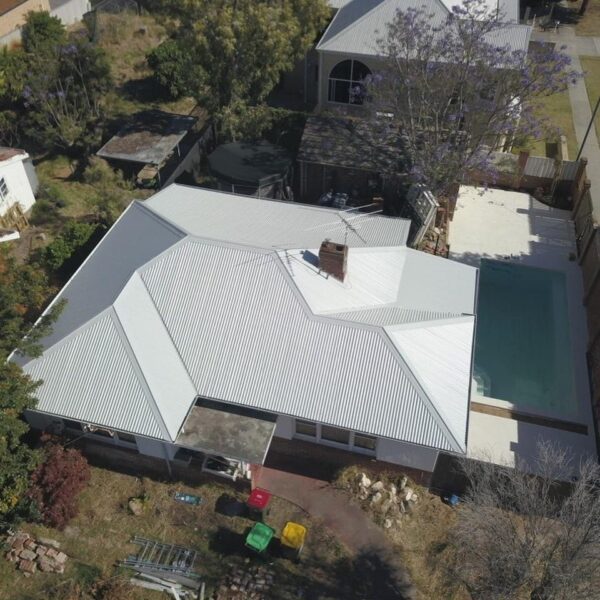 Metal Roof Replacement in Ivanhoe, Vic